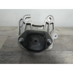 Support moteur gauche RENAULT TRAFIC 3 COURT PHASE 2 d’occasion