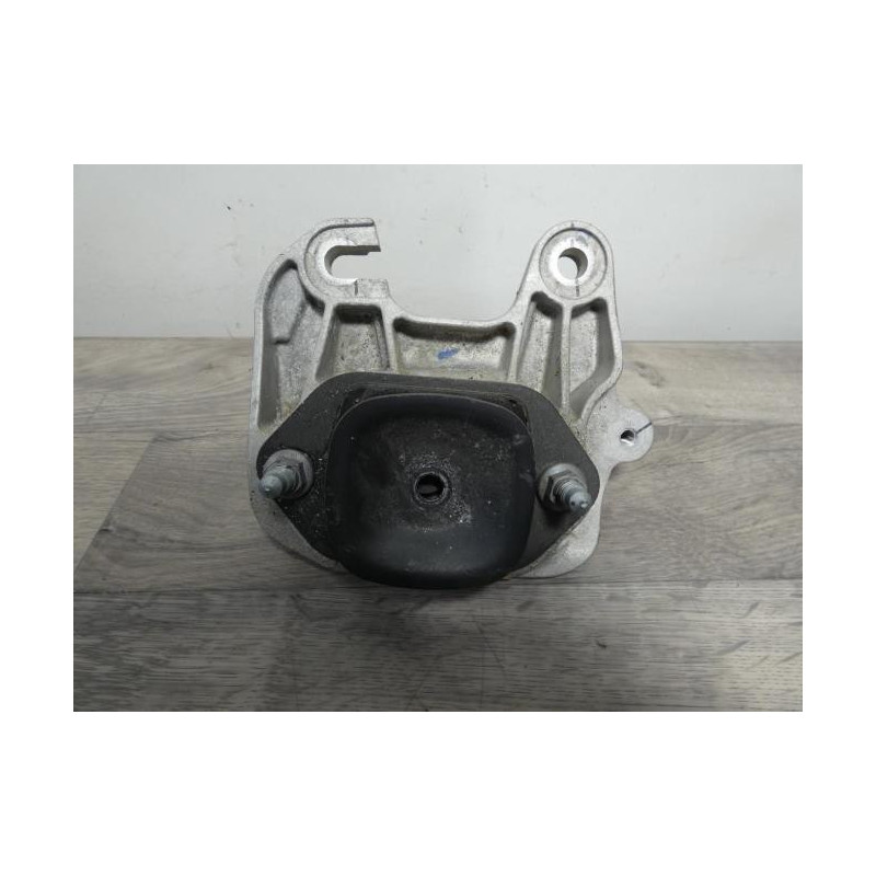 Support moteur gauche RENAULT TRAFIC 3 COURT PHASE 2 d’occasion