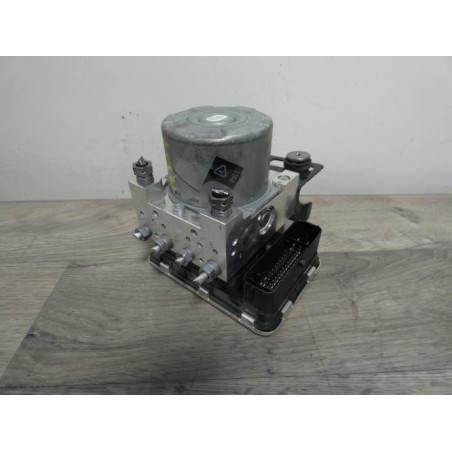 Bloc ABS (freins anti-blocage) RENAULT TRAFIC 3 COURT PHASE 2 d’occasion