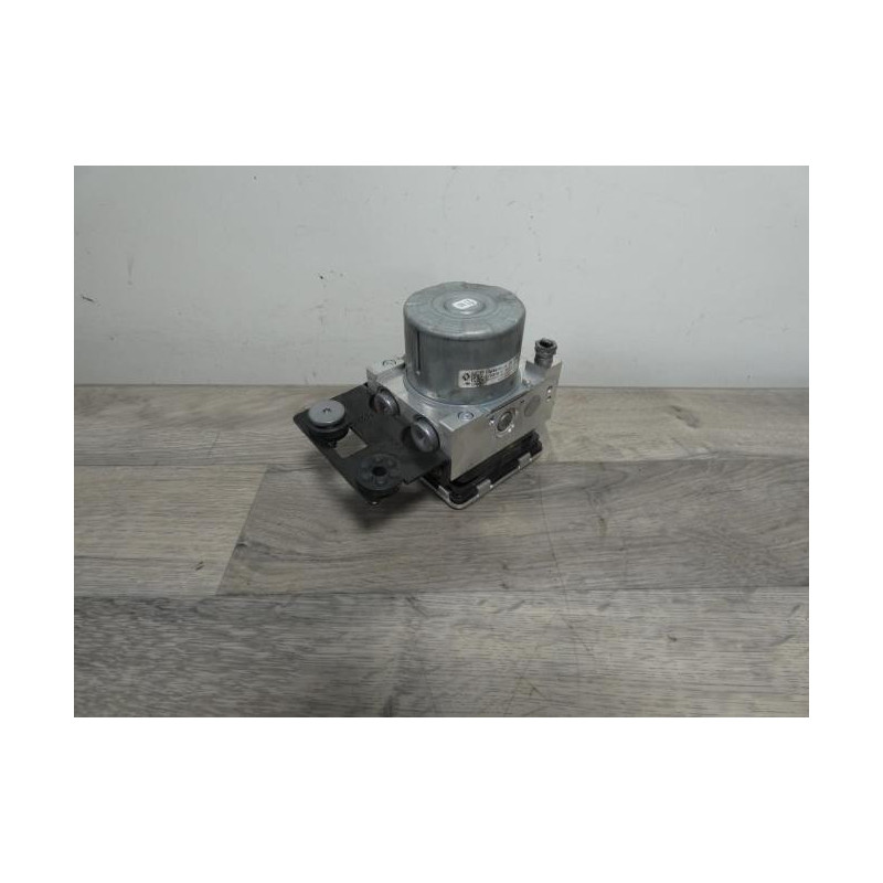 Bloc ABS (freins anti-blocage) RENAULT TRAFIC 3 COURT PHASE 2 d’occasion