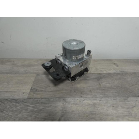 Bloc ABS (freins anti-blocage) RENAULT TRAFIC 3 COURT PHASE 2 d’occasion