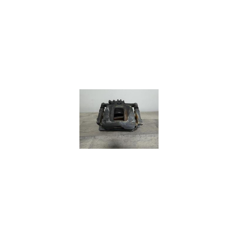 Etrier avant droit (freinage) RENAULT TRAFIC 3 COURT PHASE 2 d’occasion