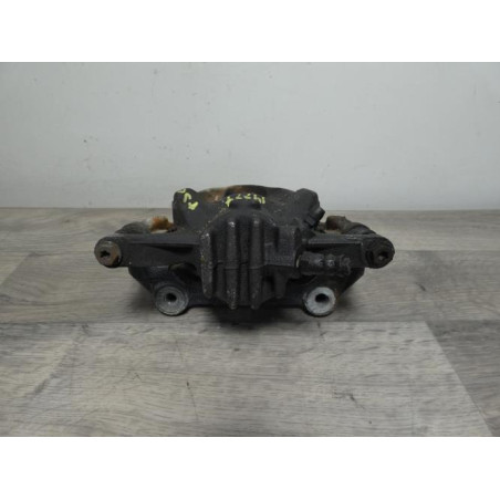 Etrier avant droit (freinage) RENAULT TRAFIC 3 COURT PHASE 2 d’occasion