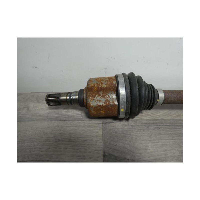 Cardan gauche (transmission) RENAULT TRAFIC 3 COURT PHASE 2 d’occasion