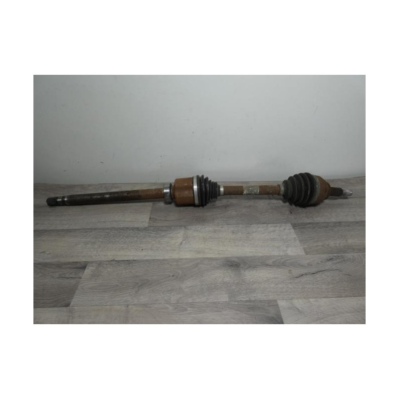 Cardan droit (transmission) RENAULT TRAFIC 3 COURT PHASE 2 d’occasion