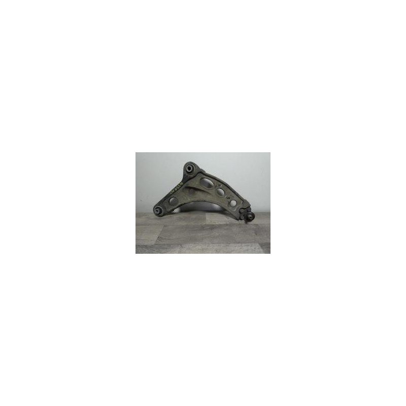Triangle avant droit RENAULT TRAFIC 3 COURT PHASE 2 d’occasion