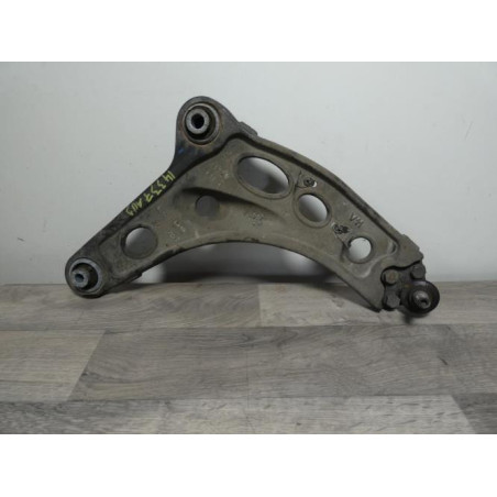 Triangle avant droit RENAULT TRAFIC 3 COURT PHASE 2 d’occasion