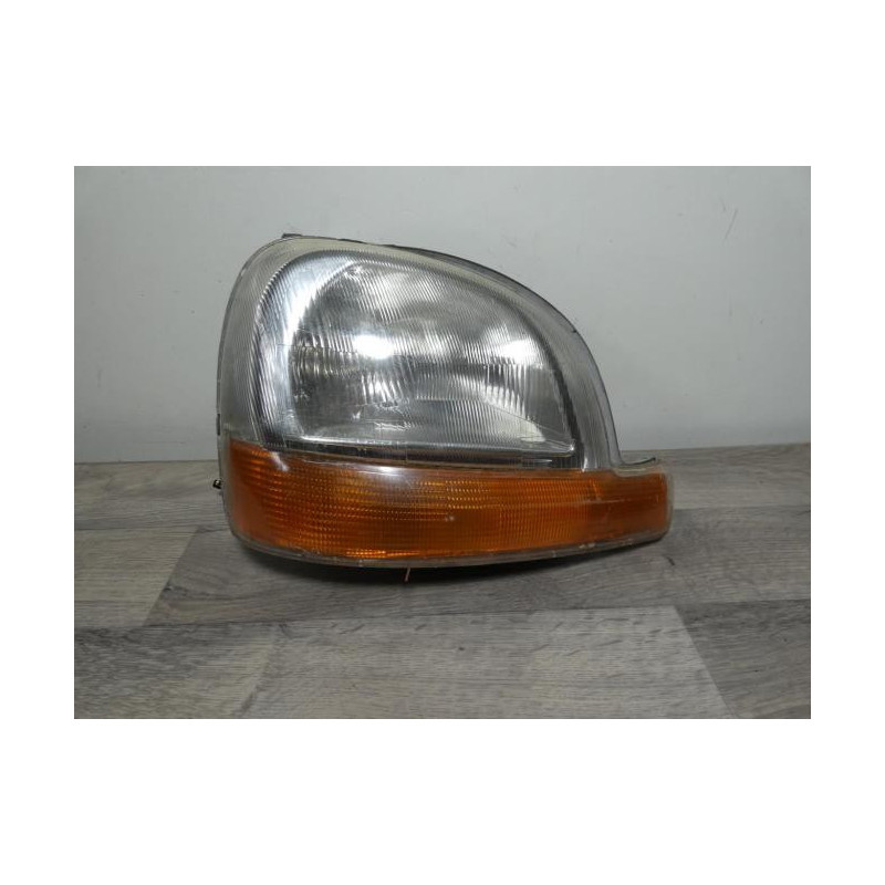 Optique avant principal droit (feux)(phare) RENAULT KANGOO 1 PHASE 1 d’occasion