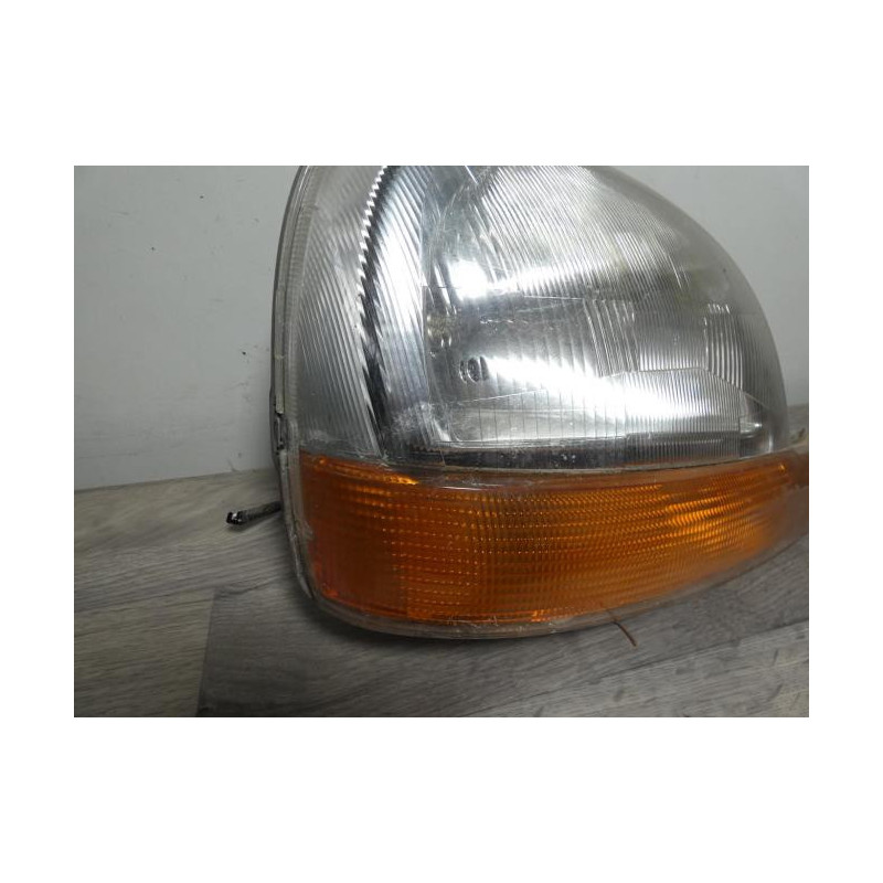 Optique avant principal droit (feux)(phare) RENAULT KANGOO 1 PHASE 1 d’occasion