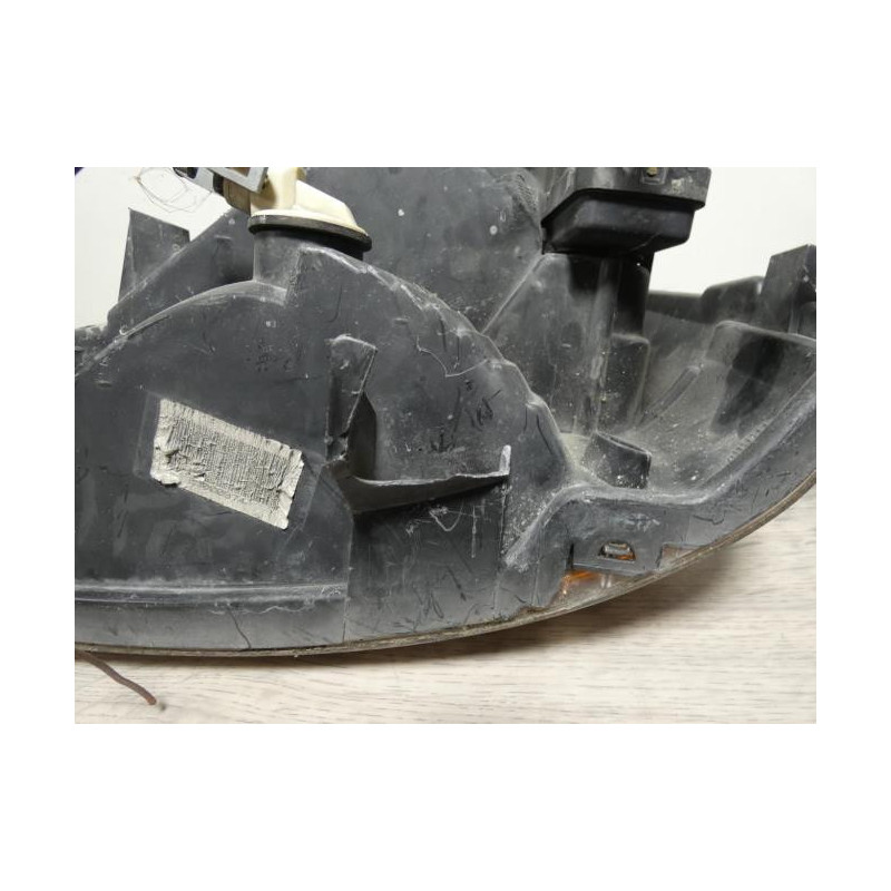 Optique avant principal droit (feux)(phare) RENAULT KANGOO 1 PHASE 1 d’occasion