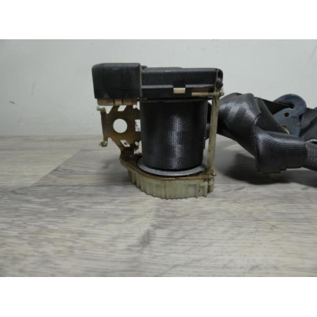 Ceinture avant gauche RENAULT KANGOO 1 PHASE 1 d’occasion