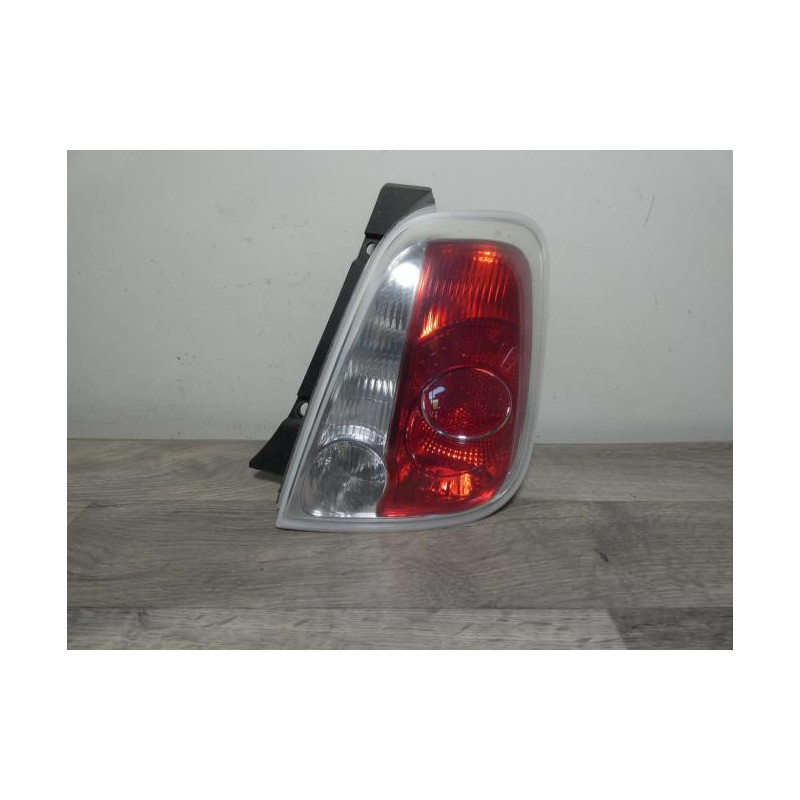 Feu arriere principal droit (feux) FIAT 500 2 PHASE 1 d’occasion