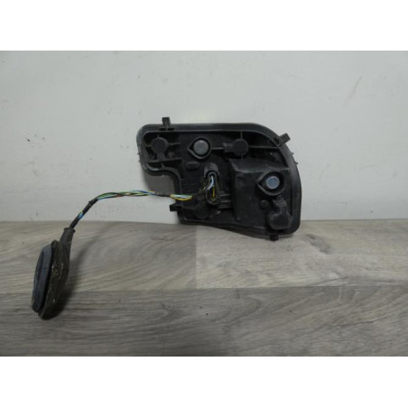 Platine feu arriere gauche FIAT 500 2 PHASE 1 d’occasion