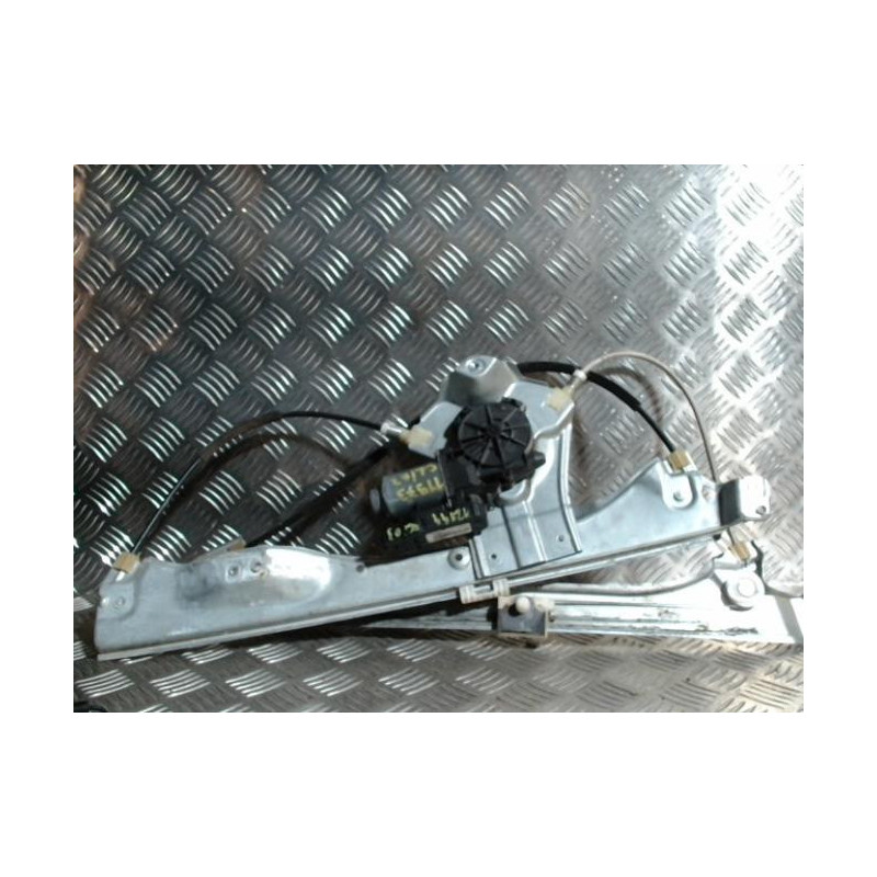 Leve vitre electrique avant gauche RENAULT CLIO 3 PHASE 2 d’occasion