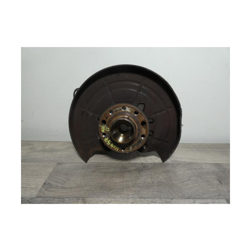 Fusee avant gauche OPEL MERIVA B PHASE 1 d’occasion
