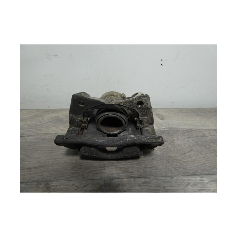 Etrier avant droit (freinage) RENAULT GRAND MODUS PHASE 2 d’occasion
