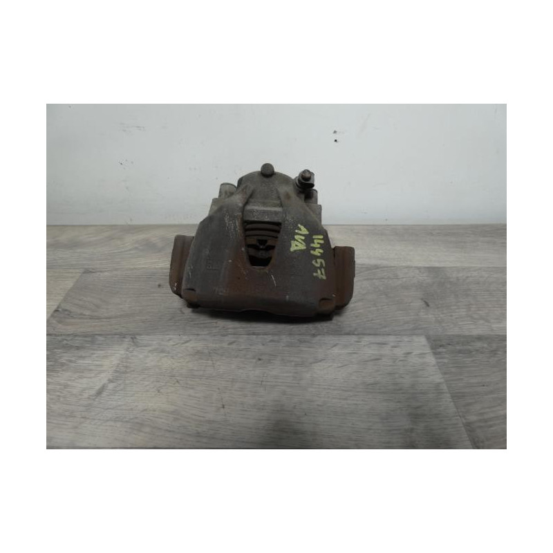 Etrier avant droit (freinage) OPEL MERIVA B PHASE 1 d’occasion