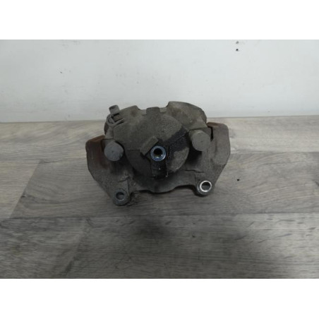 Etrier avant droit (freinage) OPEL MERIVA B PHASE 1 d’occasion