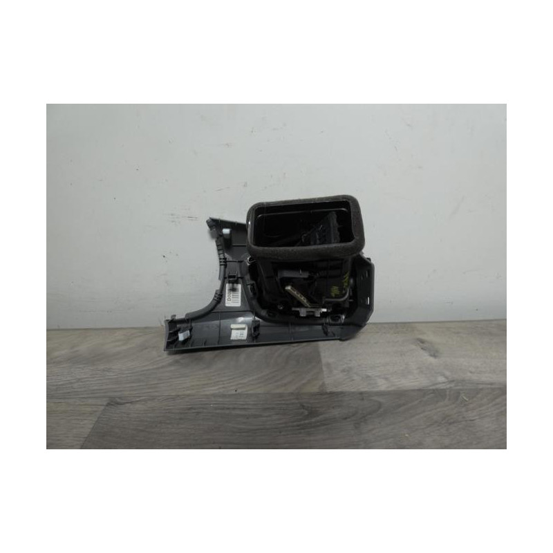 Aerateur tableau de bord avant gauche KIA RIO 4 PHASE 1 d’occasion