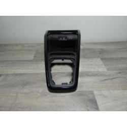 Console central (interieur plastique) KIA RIO 4 PHASE 1 d’occasion
