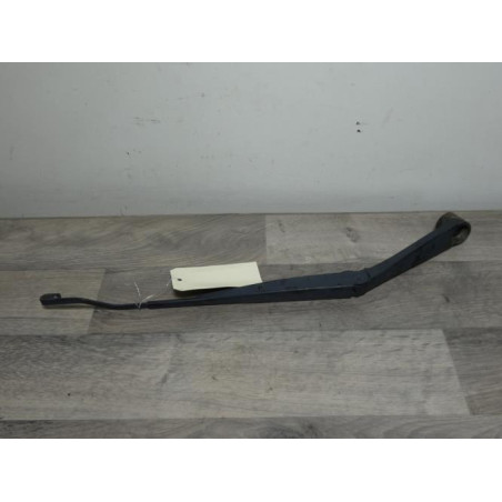Bras essuie glace avant gauche KIA RIO 4 PHASE 1 d’occasion