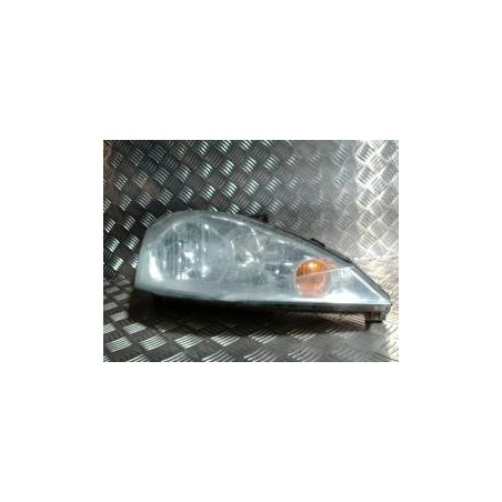 Optique avant principal droit (feux)(phare) FORD FOCUS 1 d’occasion
