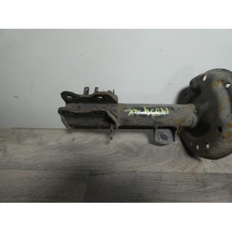 Amortisseur avant gauche FIAT PUNTO 3 d’occasion