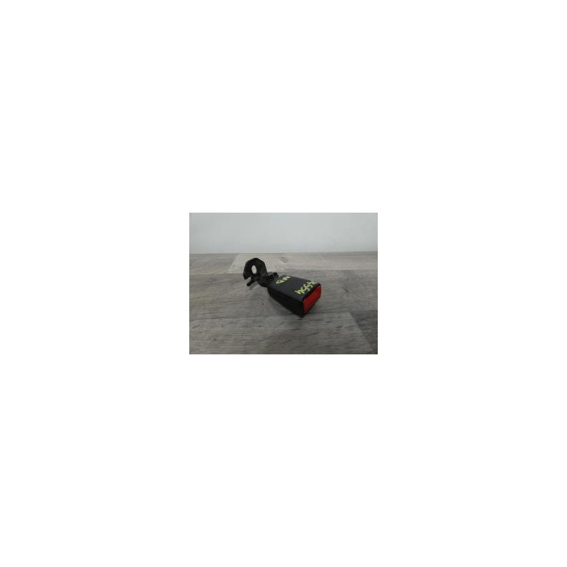 Attache ceinture arriere droit FIAT PUNTO 3 d’occasion