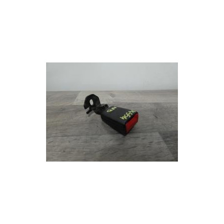 Attache ceinture arriere droit FIAT PUNTO 3 d’occasion