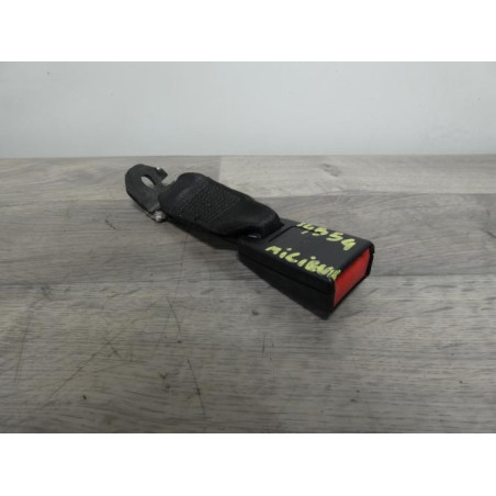 Attache ceinture arriere centrale FIAT PUNTO 3 d’occasion