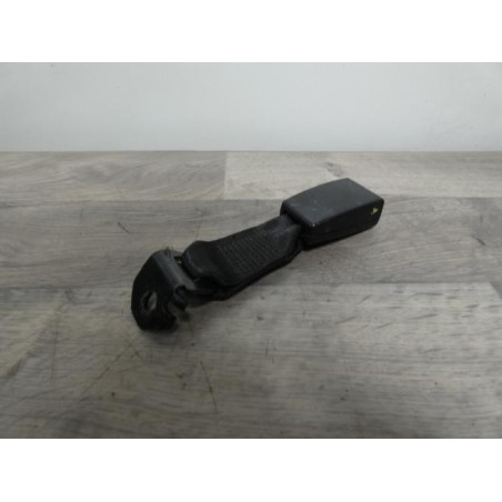 Attache ceinture arriere centrale FIAT PUNTO 3 d’occasion