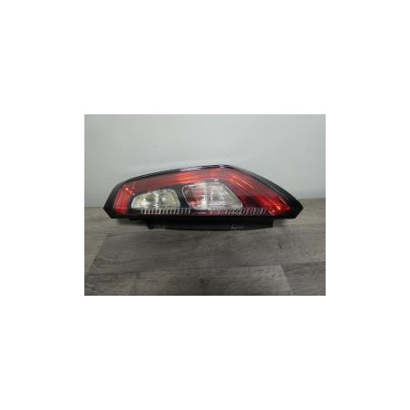 Feu arriere principal droit (feux) FIAT PUNTO 3 d’occasion