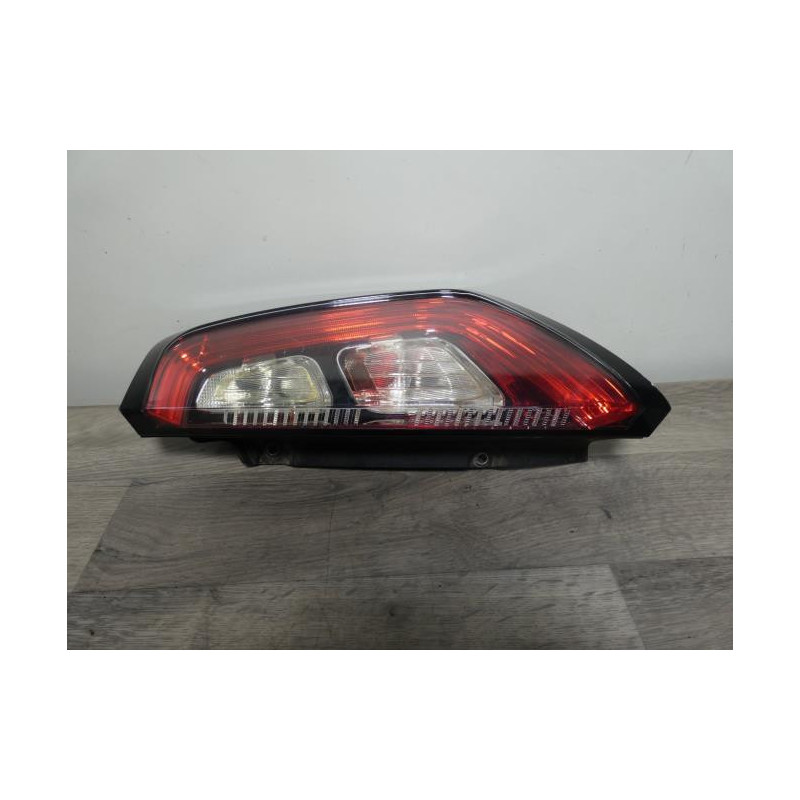 Feu arriere principal droit (feux) FIAT PUNTO 3 d’occasion