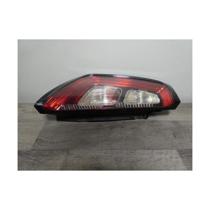 Feu arriere principal gauche (feux) FIAT PUNTO 3 d’occasion