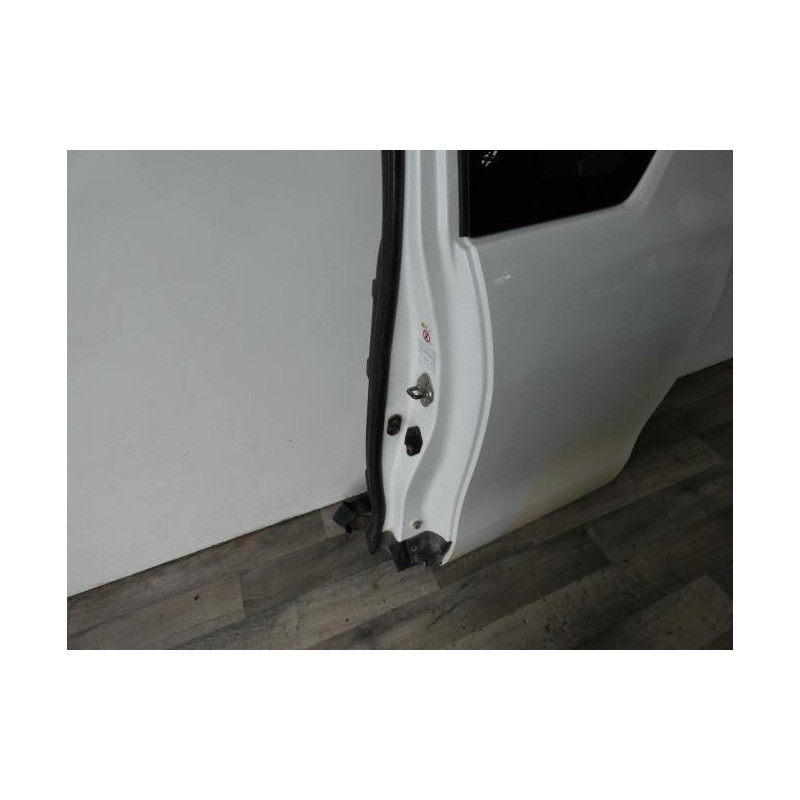 Porte arriere gauche TOYOTA HILUX 5 PHASE 1 d’occasion