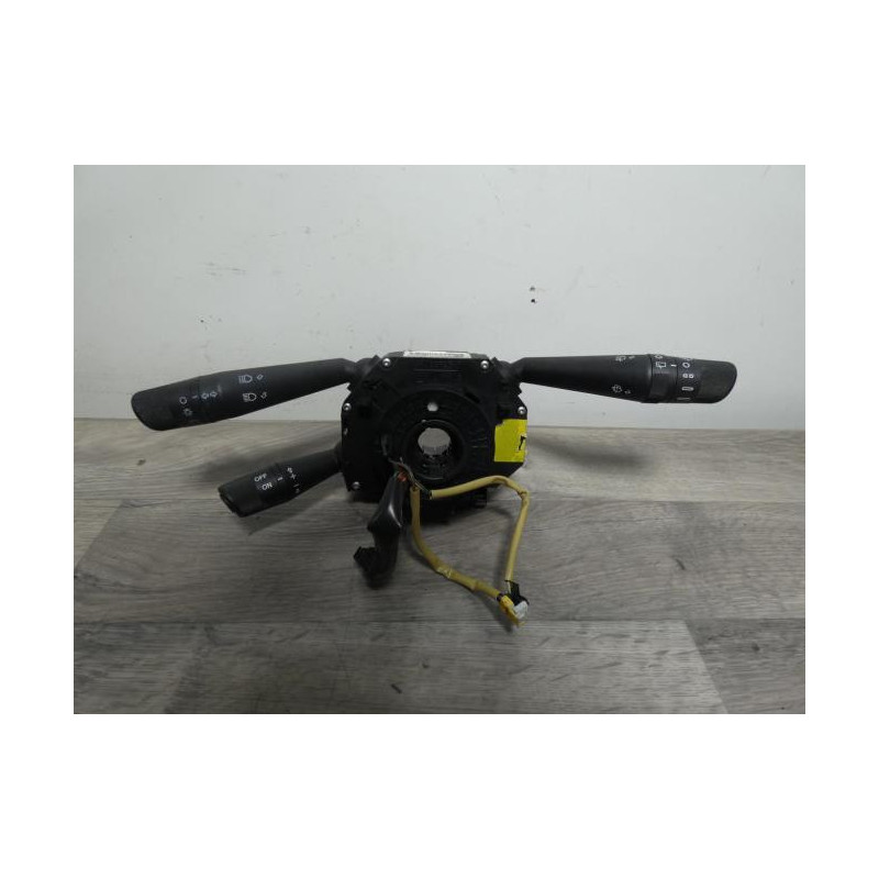 Com (Bloc Contacteur Tournant+Commodo Essuie Glace+Commodo Phare) FIAT PUNTO 3 d’occasion