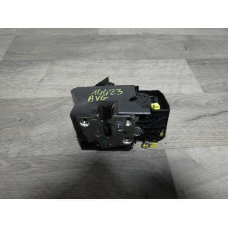 Serrure avant gauche DACIA SANDERO 2 PHASE 1 d’occasion