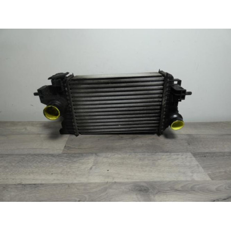 Echangeur air (Intercooler) OPEL MERIVA B PHASE 1 d’occasion
