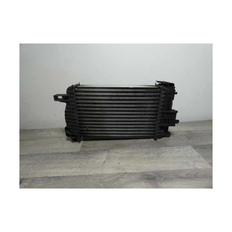 Echangeur air (Intercooler) OPEL MERIVA B PHASE 1 d’occasion