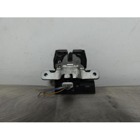 Serrure de coffre FORD FIESTA 6 PHASE 2 d’occasion