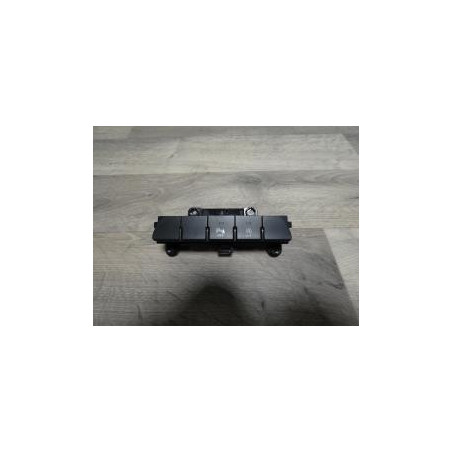 Bouton/Interrupteur KIA RIO 4 PHASE 1 d’occasion