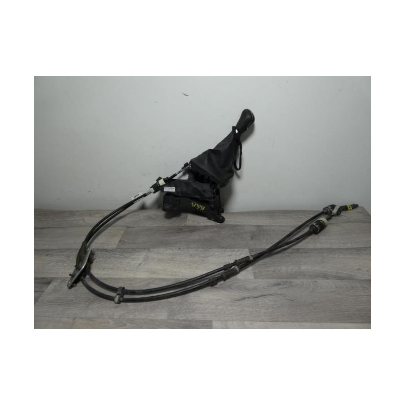 Levier de vitesses FORD FIESTA 6 PHASE 2 d’occasion