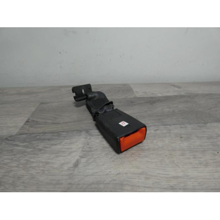 Attache ceinture arriere droit FIAT 500 2 PHASE 1 d’occasion