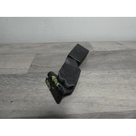 Attache ceinture arriere droit FIAT 500 2 PHASE 1 d’occasion