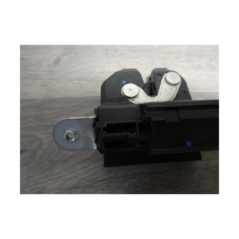 Serrure de coffre FIAT 500 2 PHASE 1 d’occasion