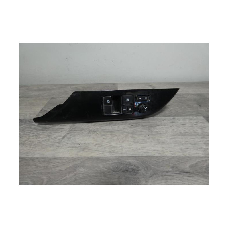 Interrupteur de leve vitre avant gauche TOYOTA HILUX 5 PHASE 1 d’occasion