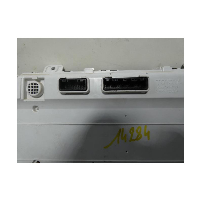 Compteur TOYOTA HILUX 5 PHASE 1 d’occasion
