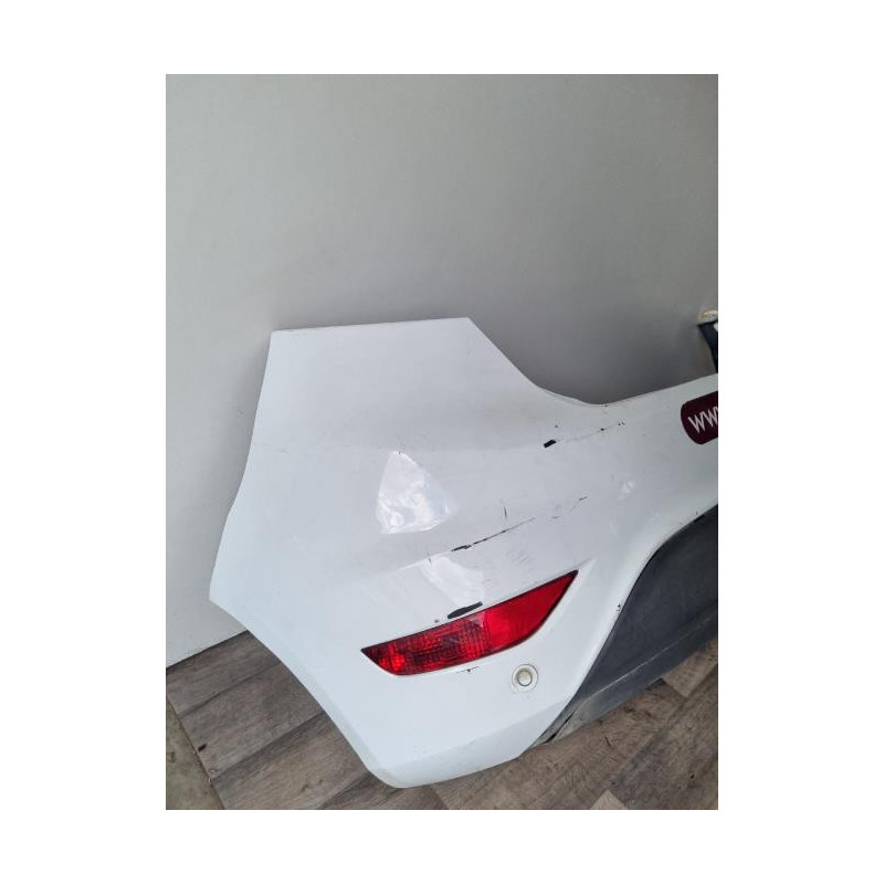 Pare choc arriere FORD FIESTA 6 PHASE 2 d’occasion