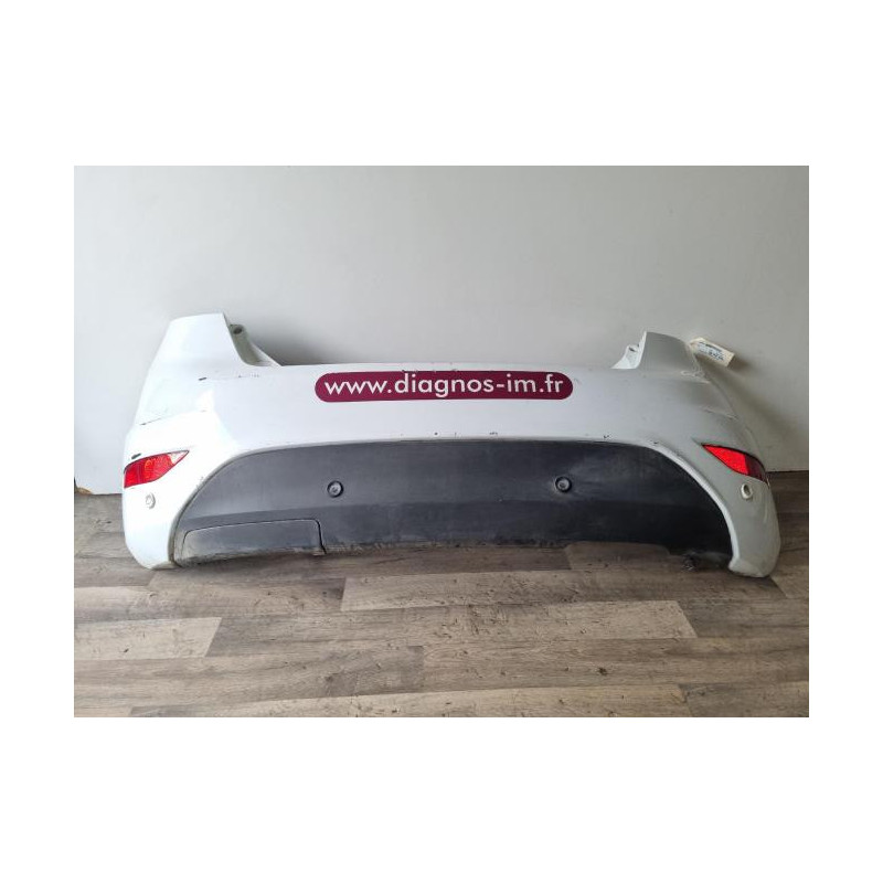 Pare choc arriere FORD FIESTA 6 PHASE 2 d’occasion