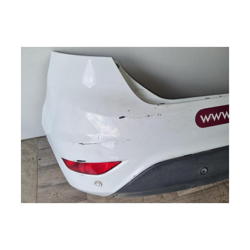 Pare choc arriere FORD FIESTA 6 PHASE 2 d’occasion